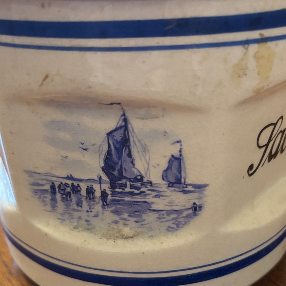 Vintage Ceramic Salt Box with Wooden Lid - Picture 5 of 9